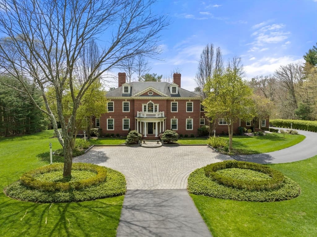 11 Hamlins Crossing