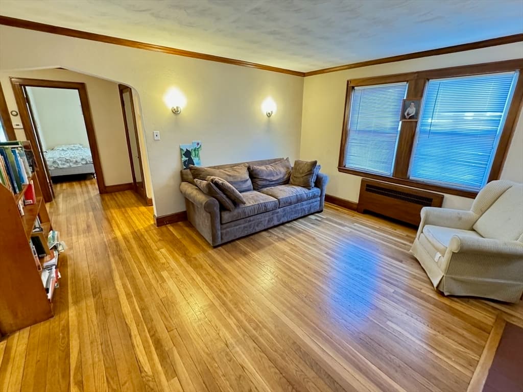 36 Colwell Ave. #1 photo 3
