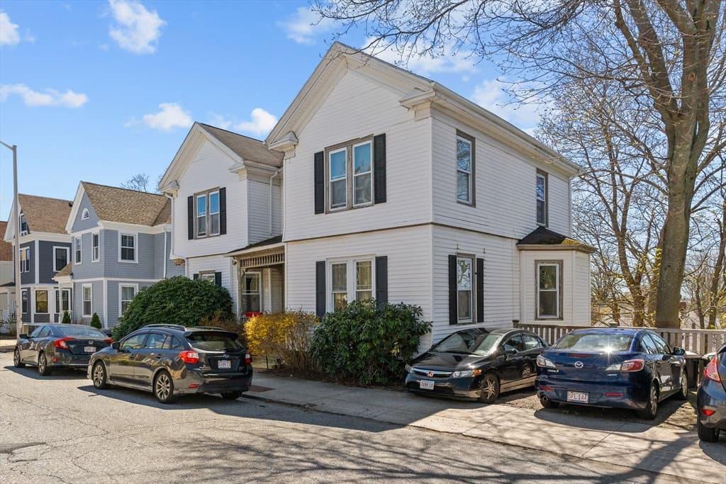 12 Highland Ave photo 3