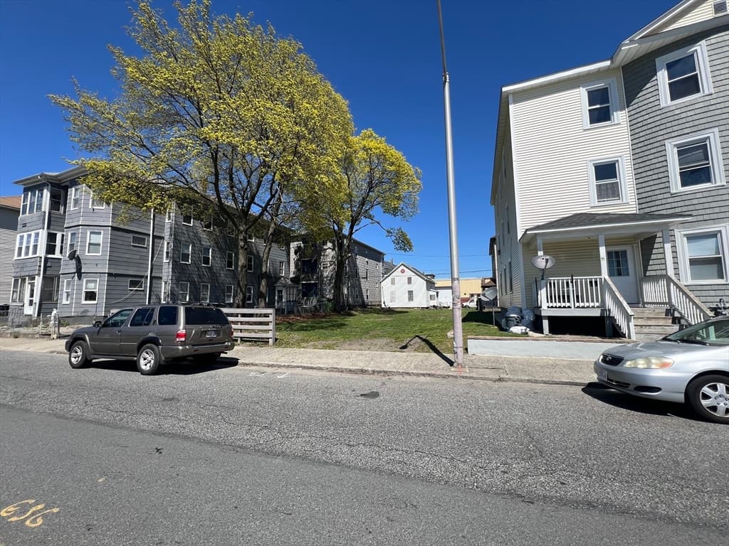 13 Sigel St photo 4
