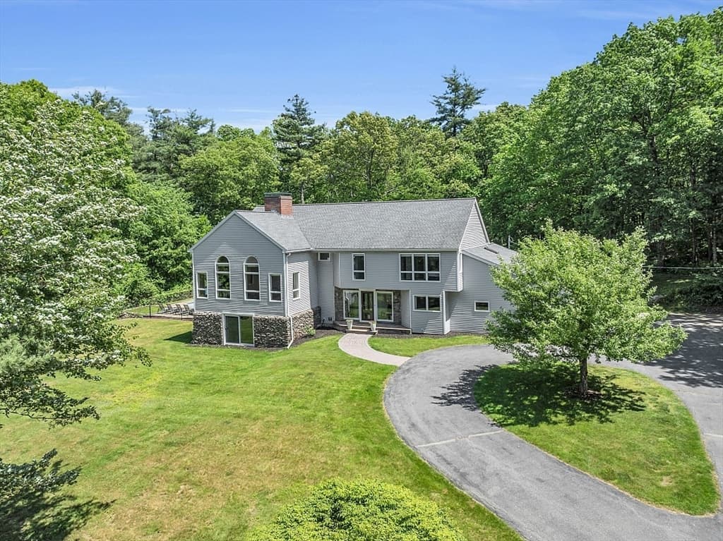 55 Prospect Hill Road