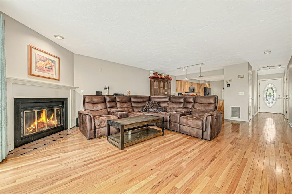 73 Pointe Rok Dr #73 photo 3