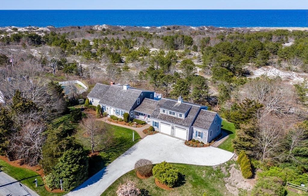 24 Leonard Rd
