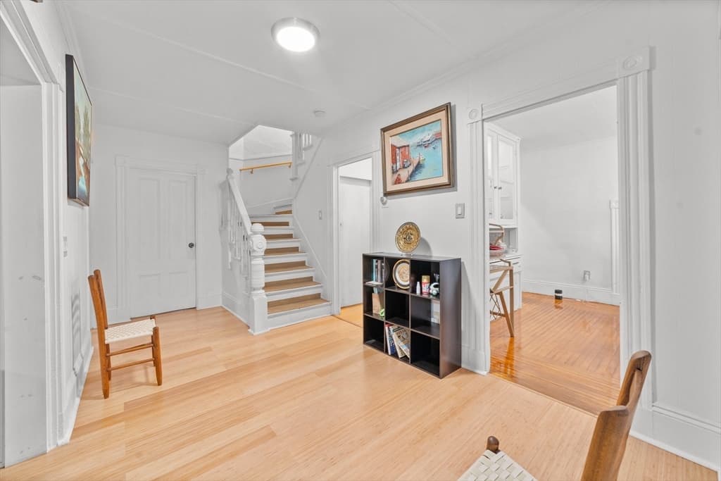 230 Pine St photo 5