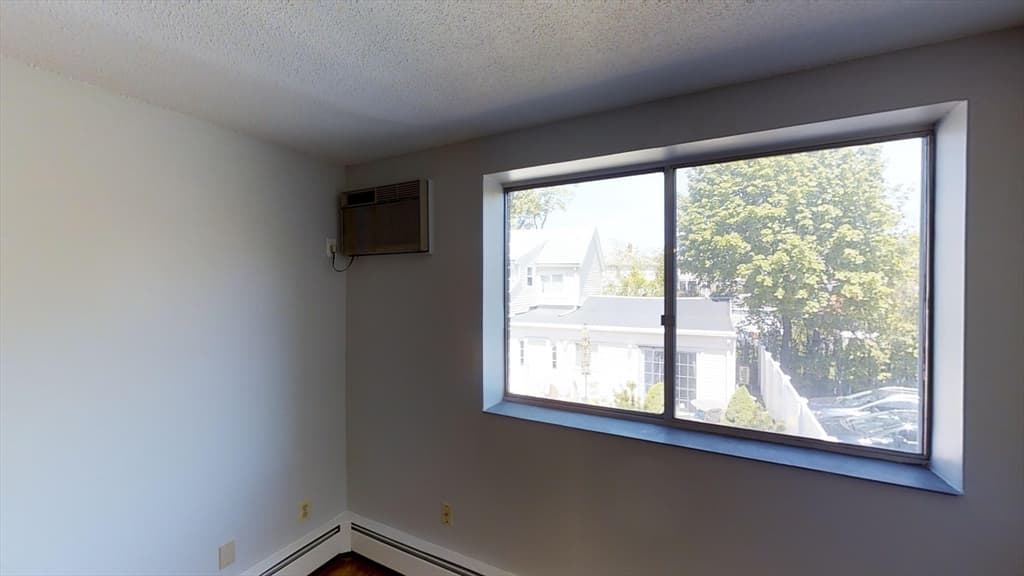 14 Murdock St #1-3 photo 4