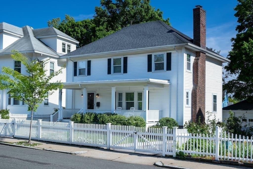 1000 South St