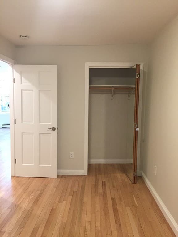 33 Hanson Street #2 photo 5