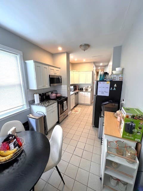 41 Ardell St #1 photo 2