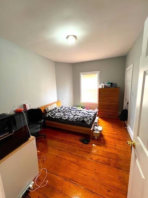 41 Ardell St #1 photo 4