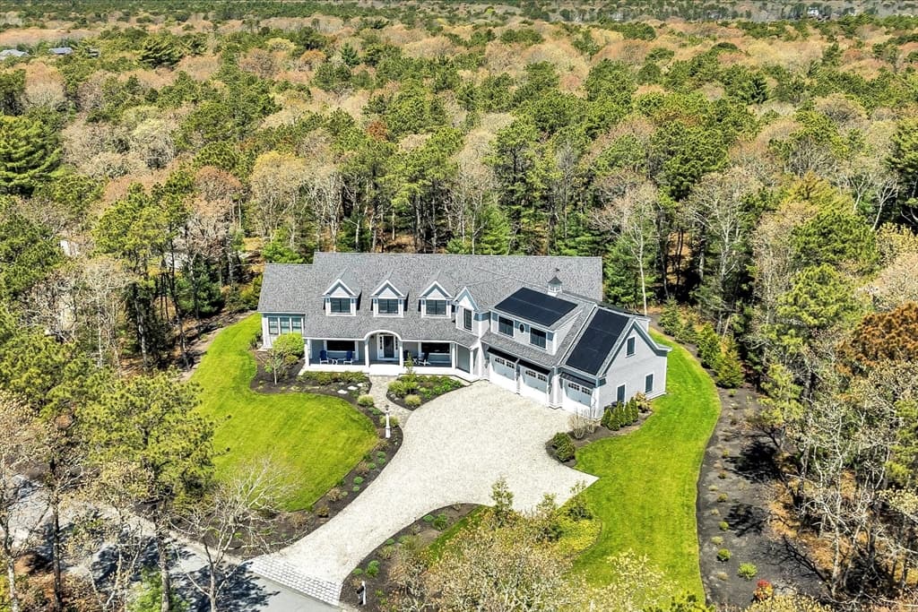 7 The Morgan Cir photo 2