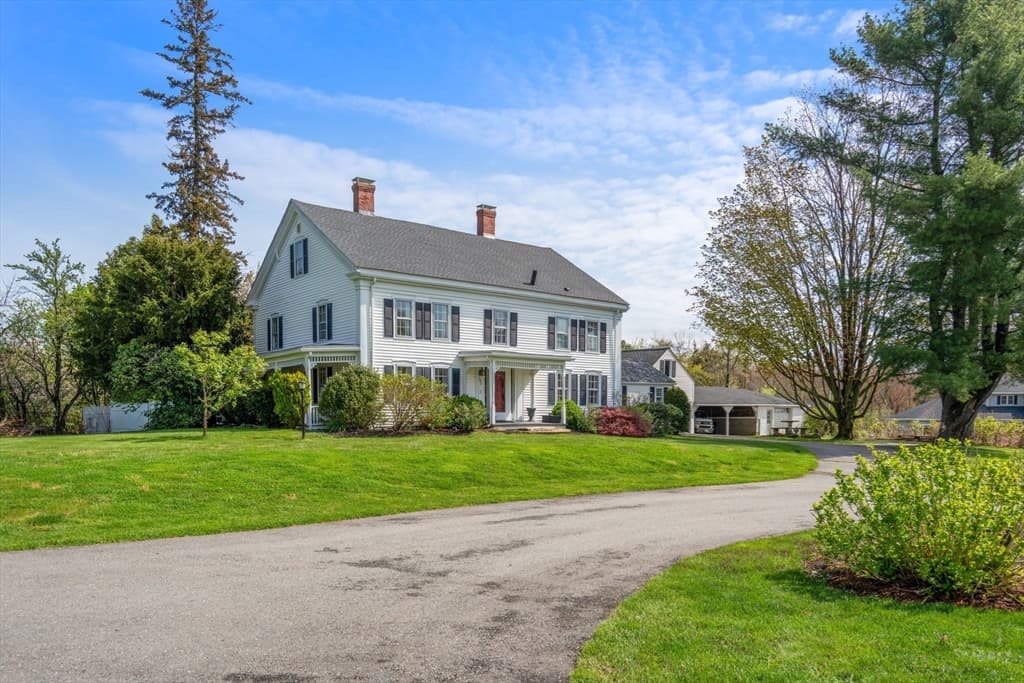 197 Stow Road photo 2