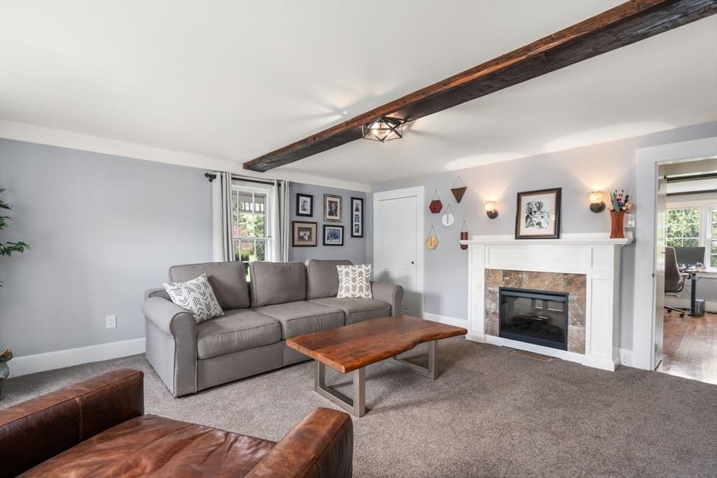 197 Stow Road photo 5