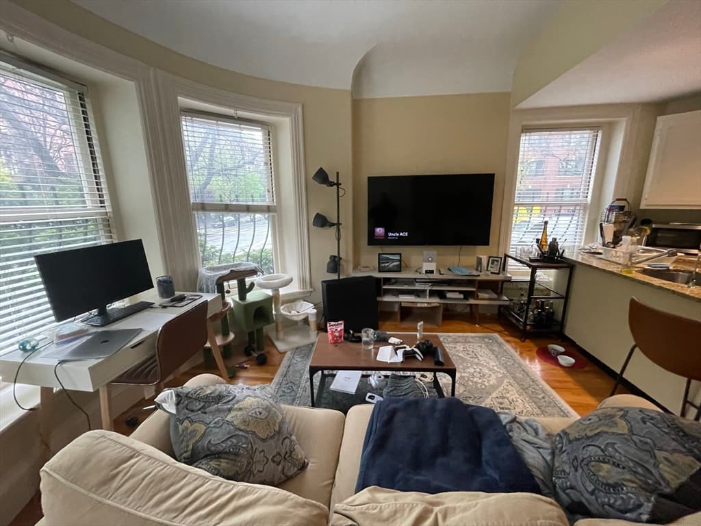 330 Dartmouth St #1A photo 5