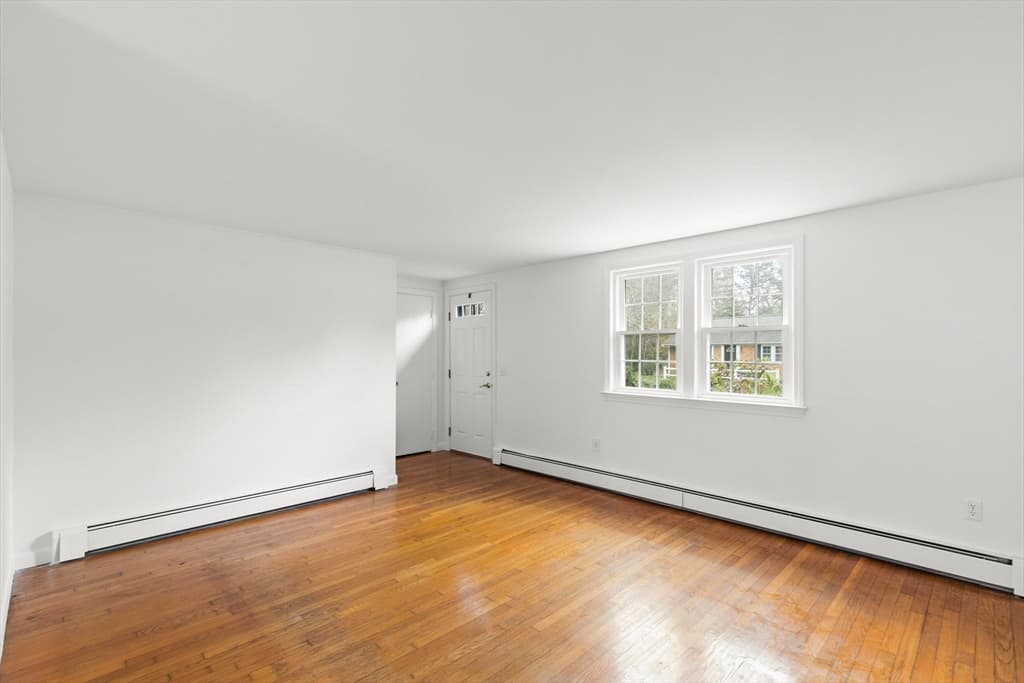14 Meadowbrook Ln photo 5