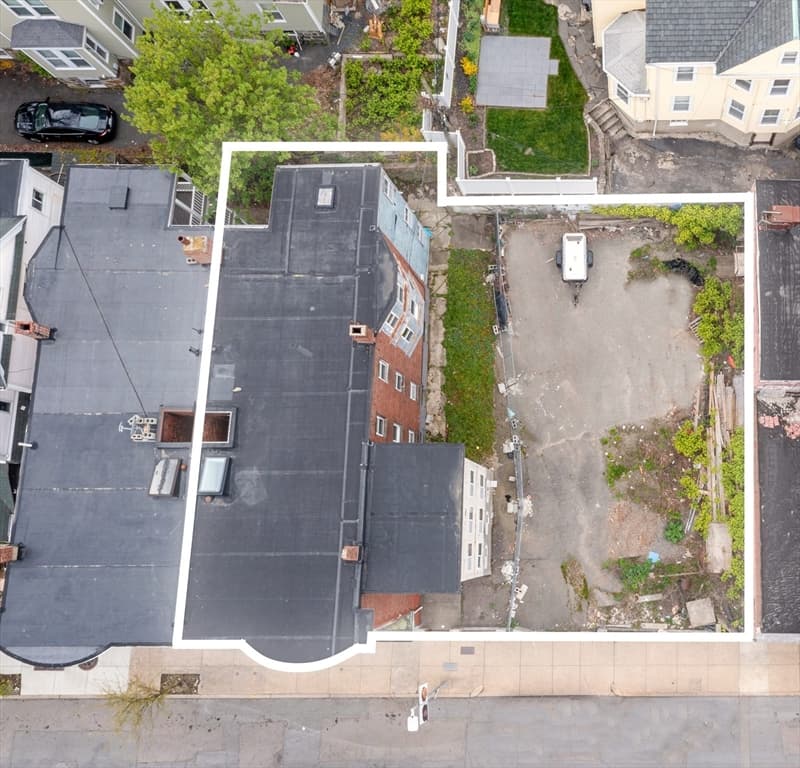421-423 Blue Hill Ave