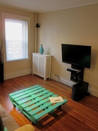 31 Queensberry St. #10 photo 3