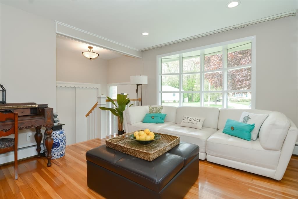 79 Edgewood photo 3