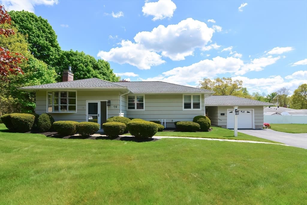 79 Edgewood