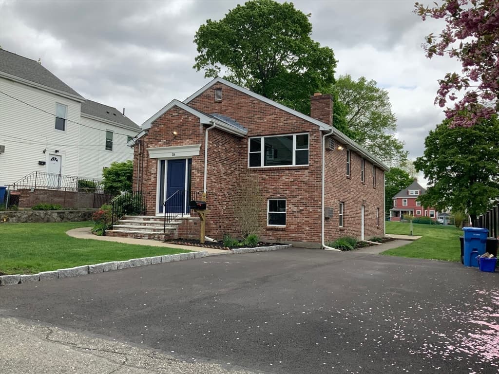 18 Willow St