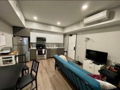 100 Hemenway #509