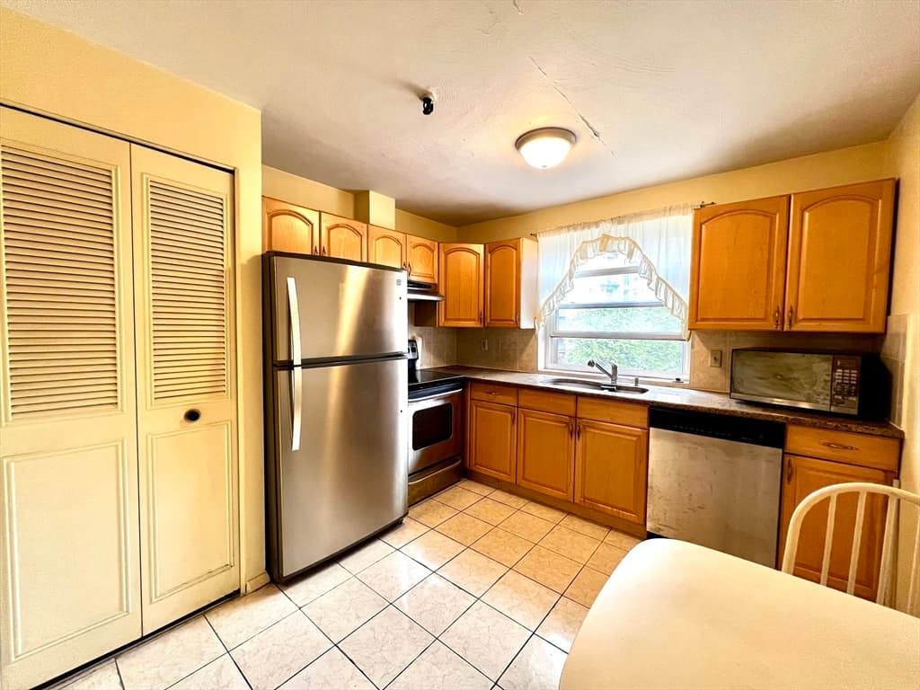 115 W Squantum St #418 photo 5
