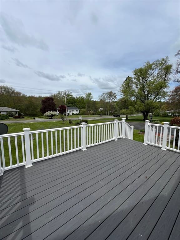 519 Parker photo 5