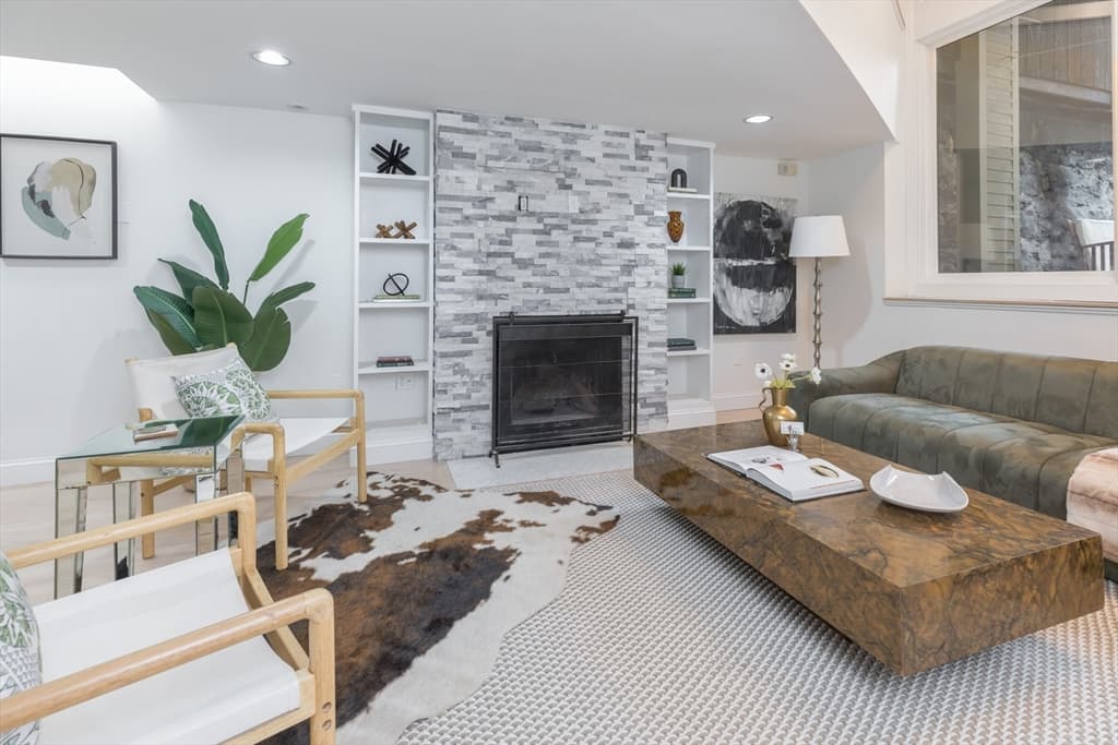 67 Montgomery Street #1 photo 3