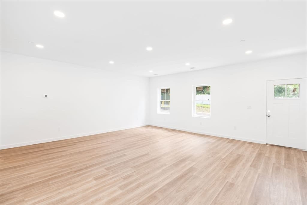 50 Frankfort Street #12 photo 5