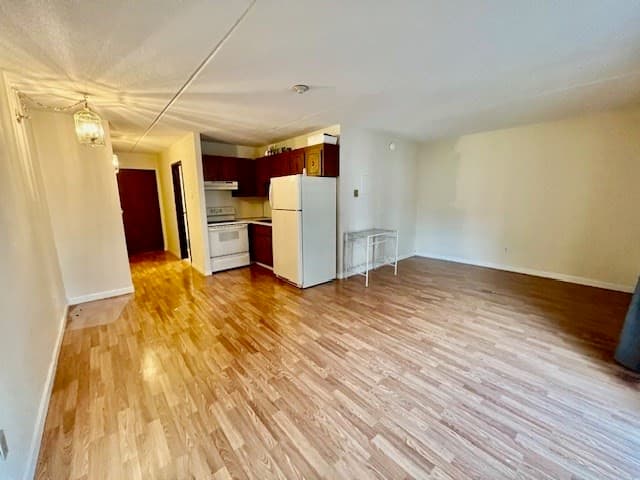 288 Main #202 photo 2
