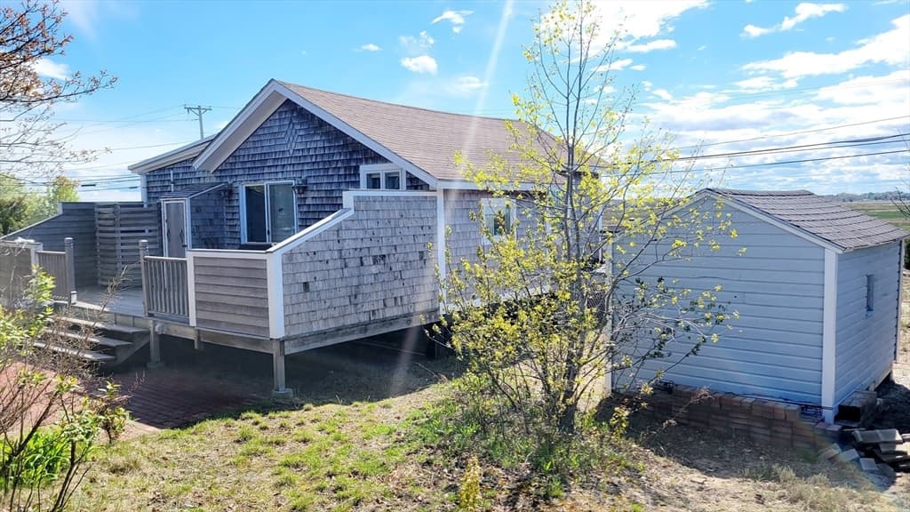 44 Old Point Rd. photo 2
