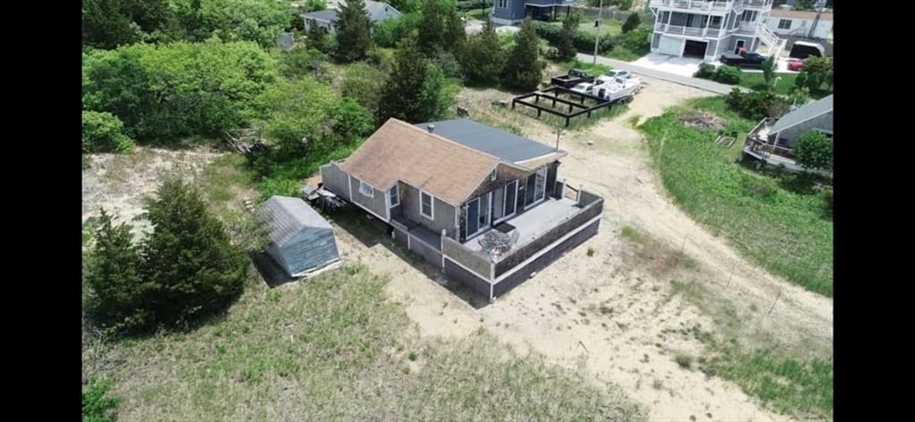 44 Old Point Rd. photo 3