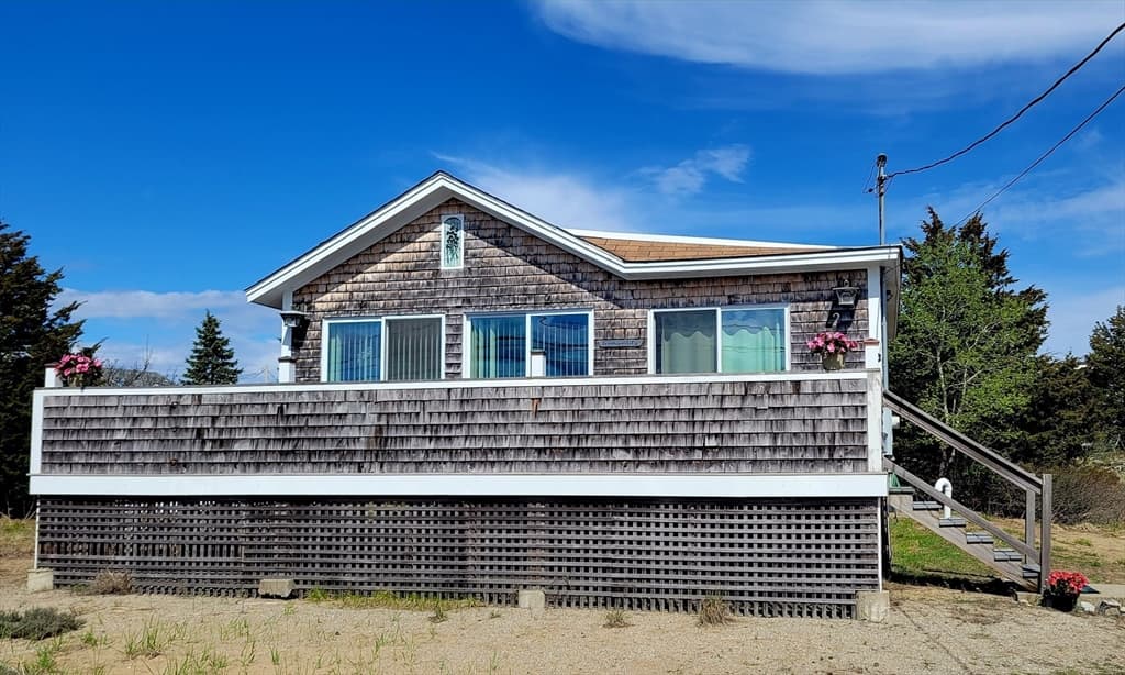 44 Old Point Rd.