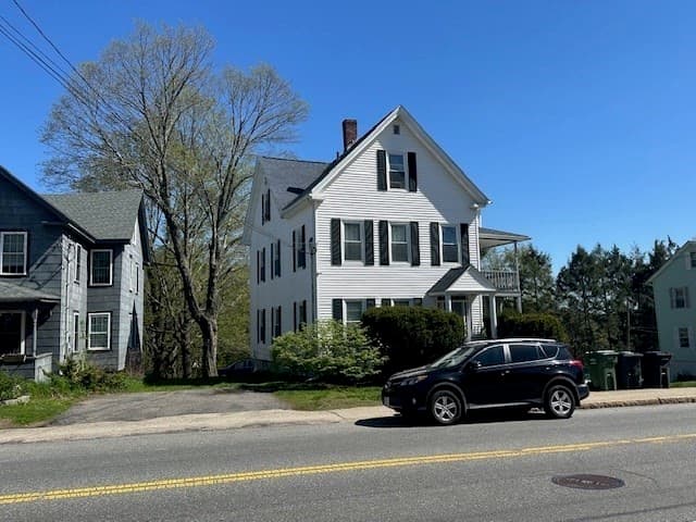 32 Main St photo 2