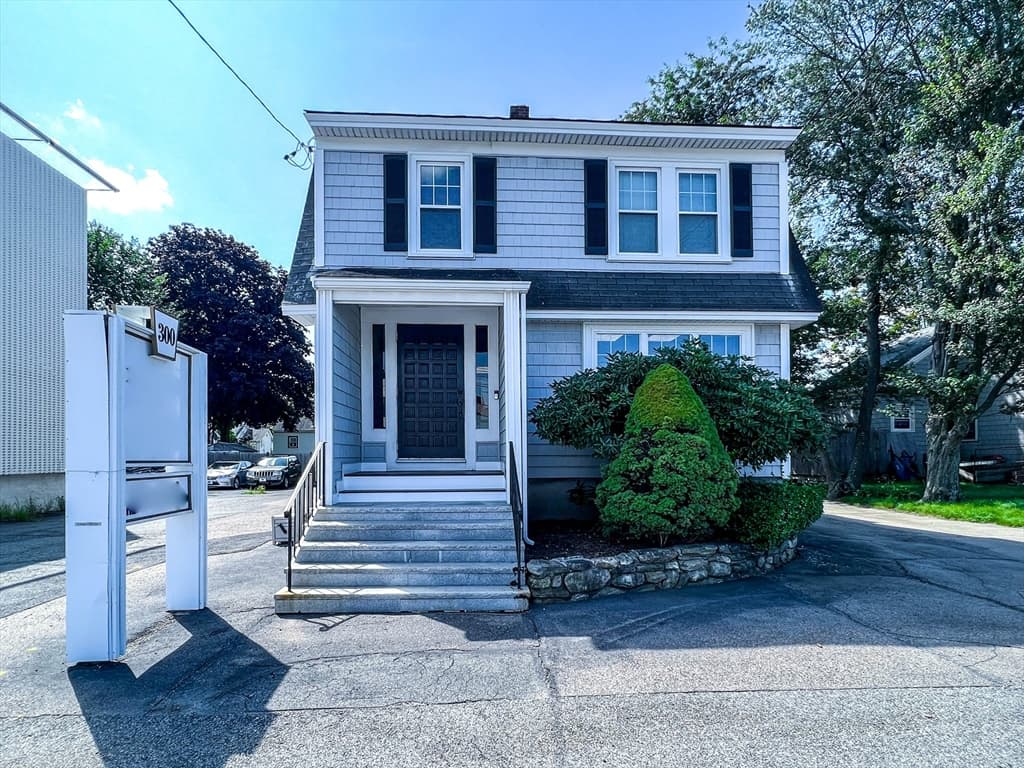 300 Worcester Rd
