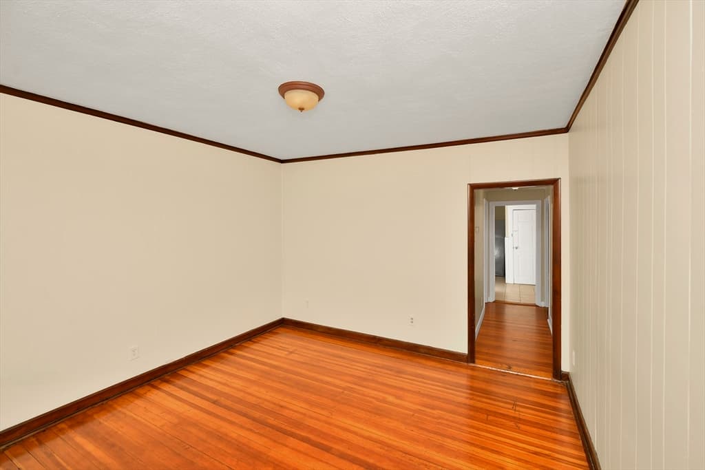 11 Rainier Rd. #1 photo 2