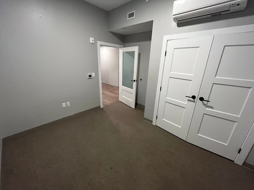 100 Hemenway #203 photo 3