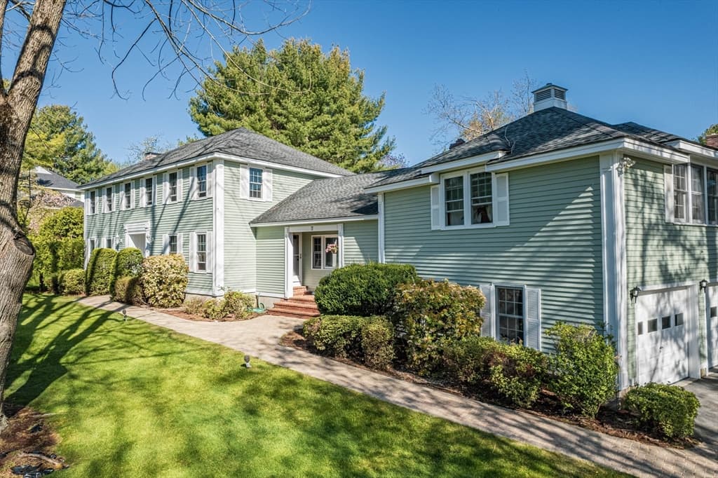 7 Apache Ave photo 3
