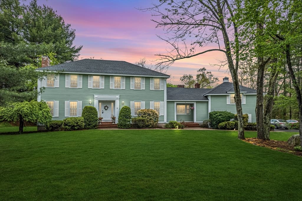7 Apache Ave
