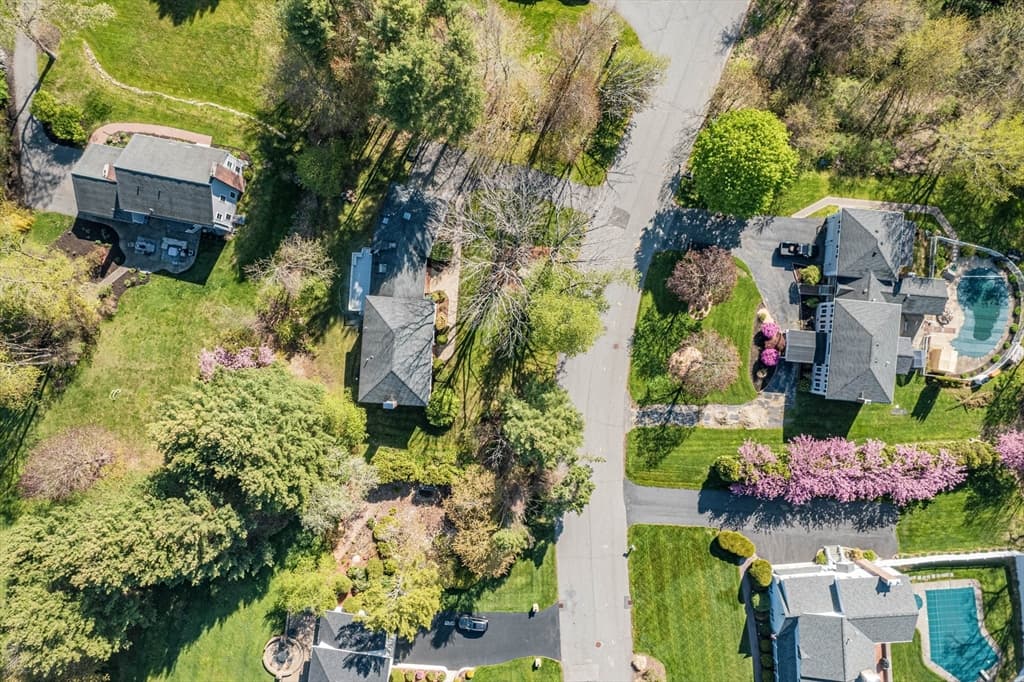 7 Apache Ave photo 5