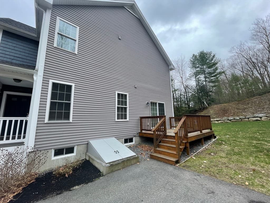135 Narrows Road #B photo 5