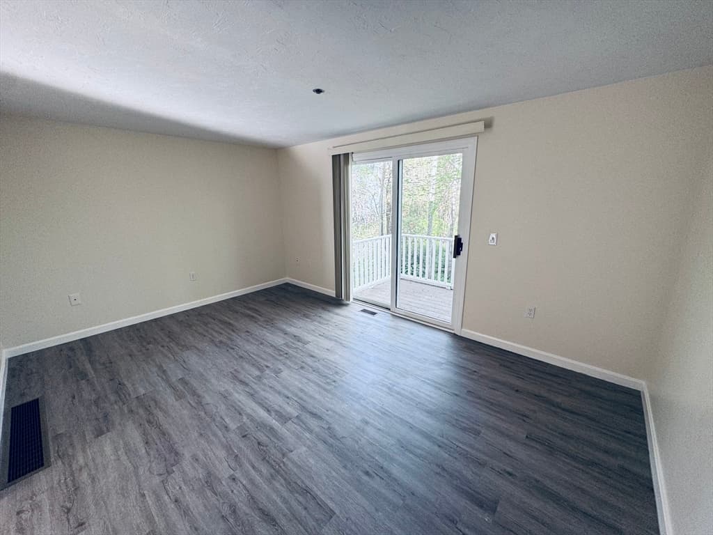 278 Manning St #1101 photo 3