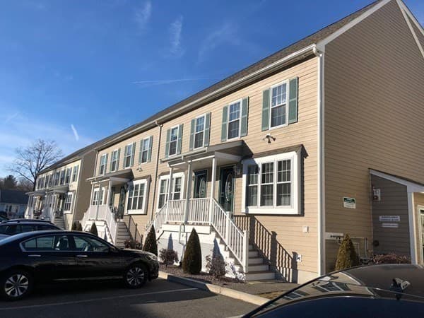 17 Foster St #7 photo 2