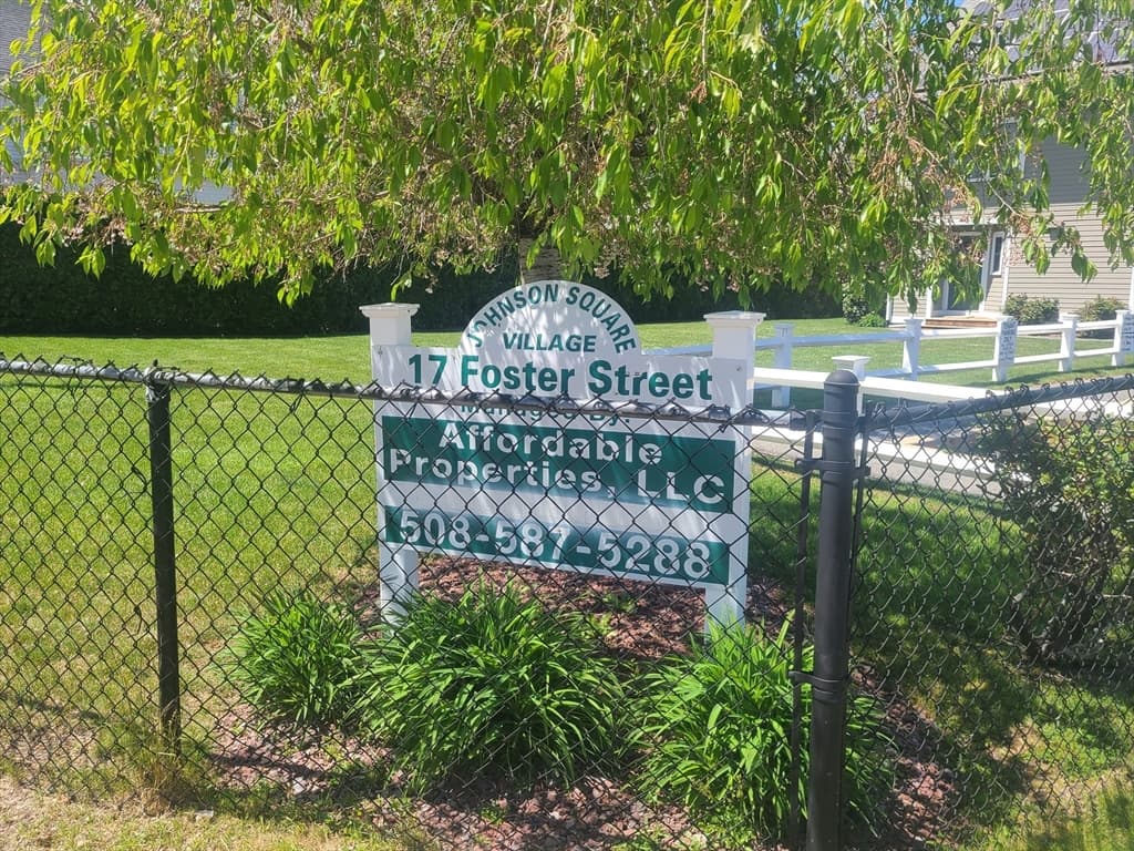 17 Foster St #7