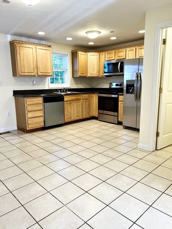 17 Foster St #7 photo 5