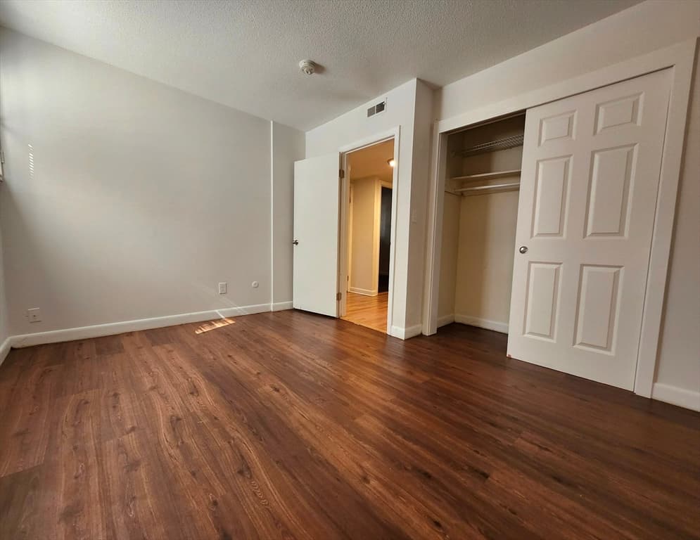 20 Hubbard Avenue #1 photo 5