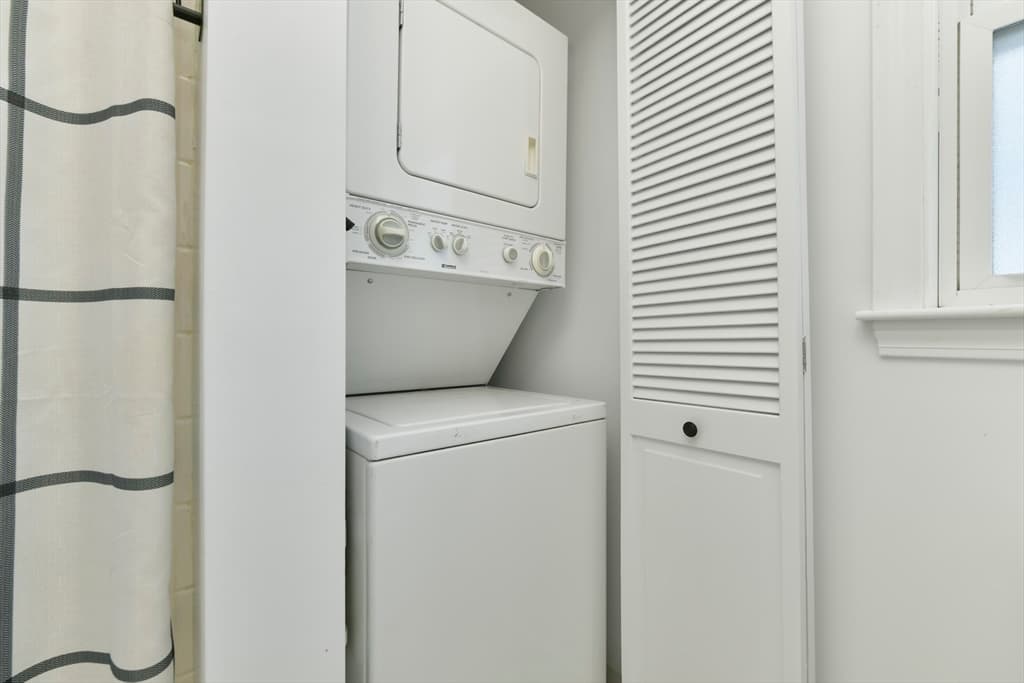 12 Pearl Ave #12 photo 5