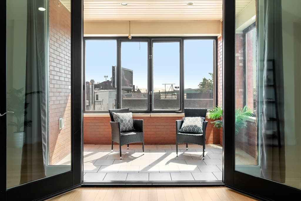 152 Old Colony Ave #12 photo 3