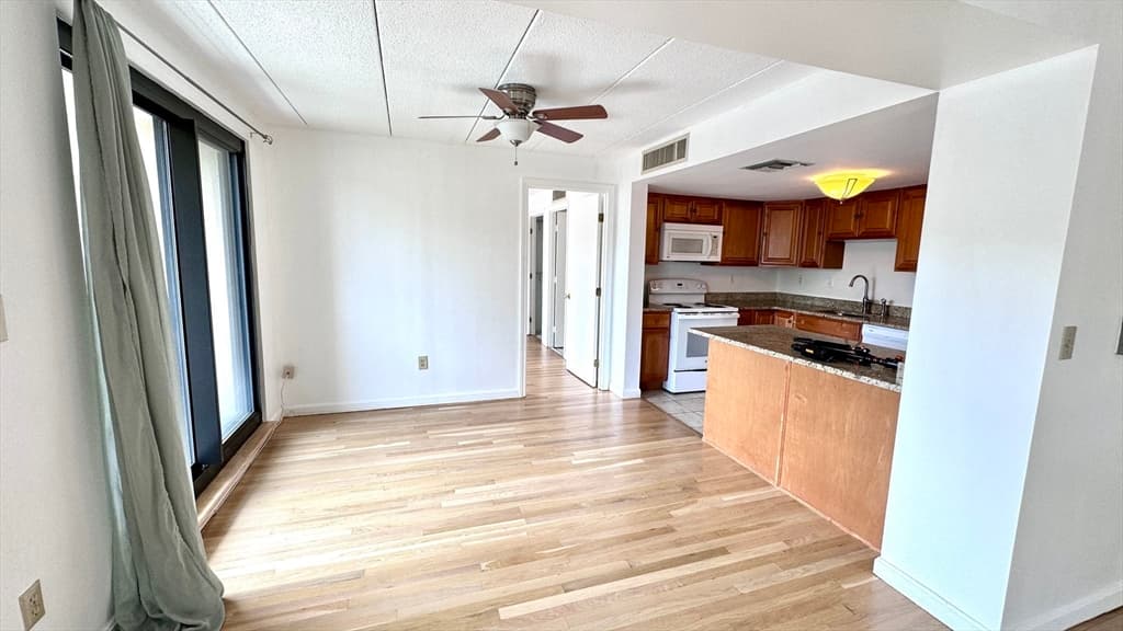 85 Brainerd Rd #404 photo 5