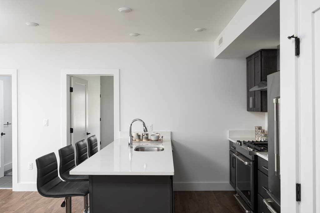 26 Hichborn Street #8 photo 4