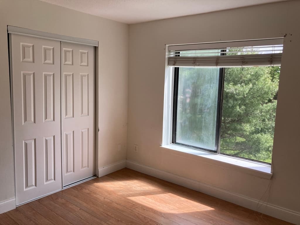 685 Oak Street #10-11 photo 5